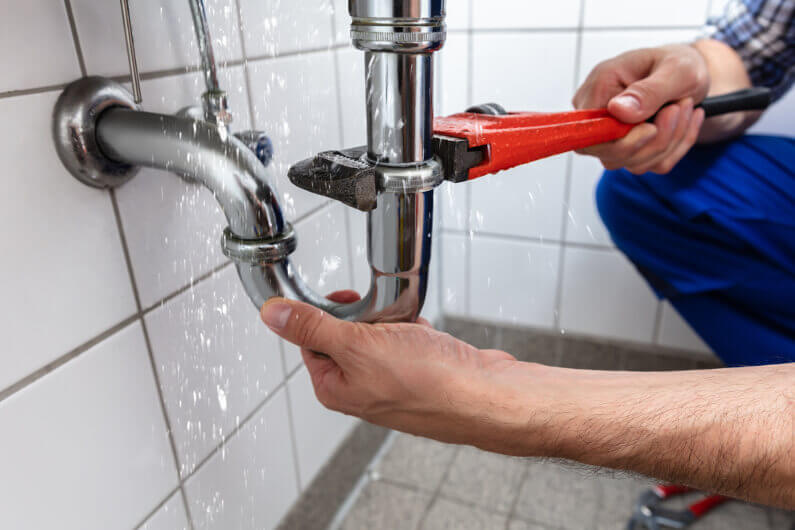 Plumbing Repair vs. Plumbing Replacement: Which Option is Better?
