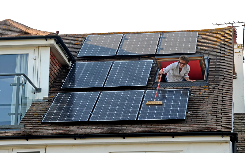 How Many Solar Panels are Needed to Power a UK Home?